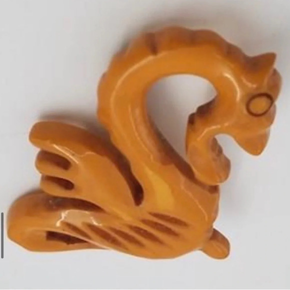 Bakelite OOAK Vintage Butterscotch Dragon Brooch Pin SIMICHROME TESTED! - Picture 2 of 4